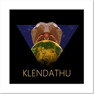 The Queen of Klendathu Posters and Art